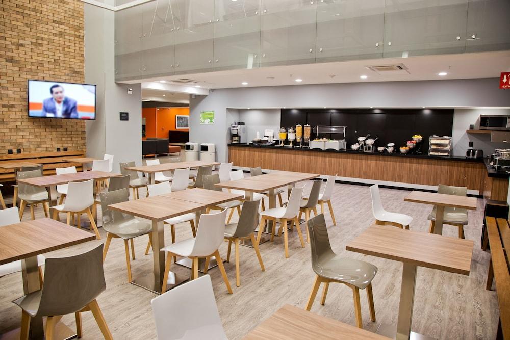 City Express Plus By Marriott Monterrey Nuevo Sur Exterior photo
