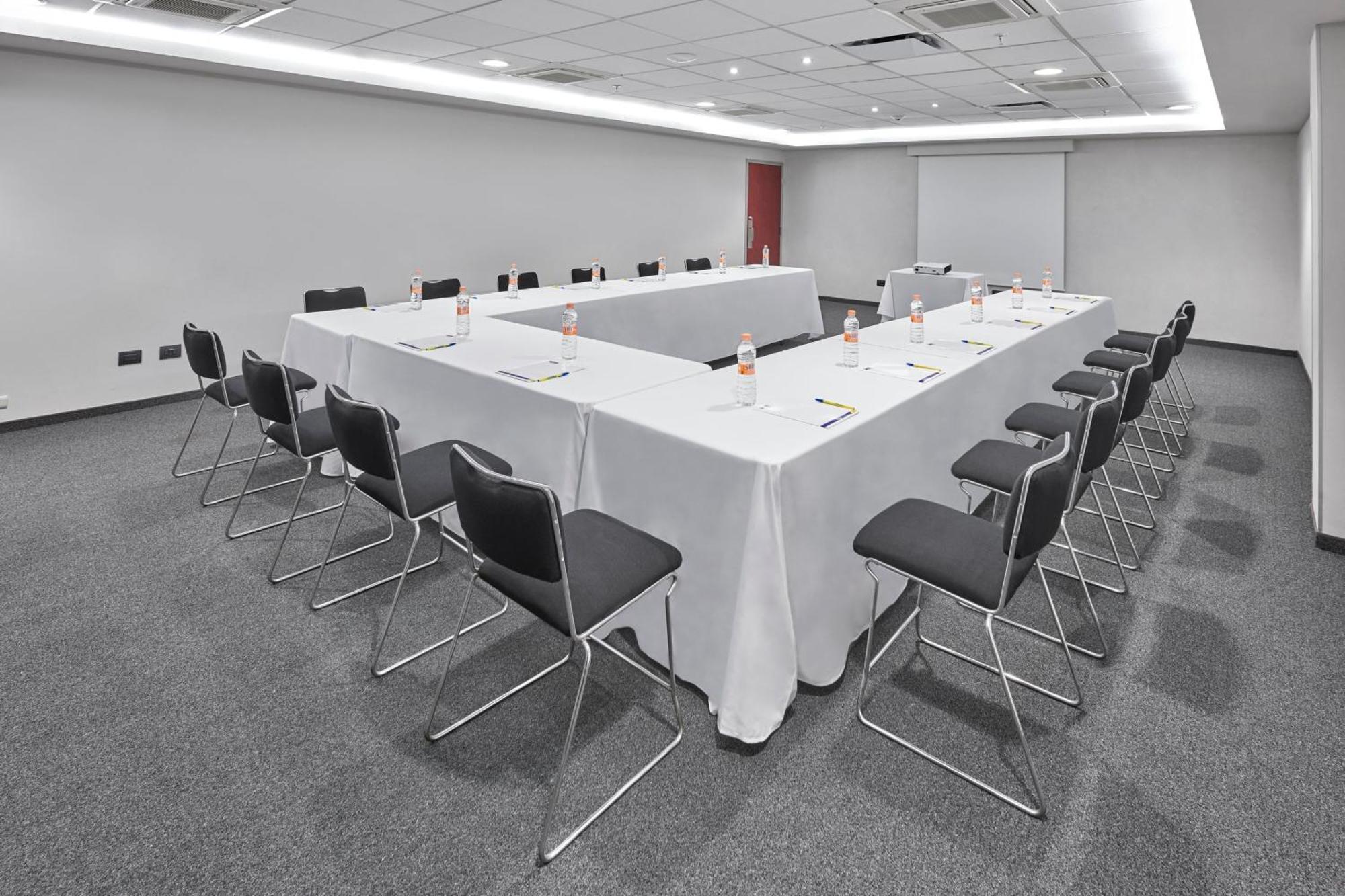 City Express Plus By Marriott Monterrey Nuevo Sur Exterior photo