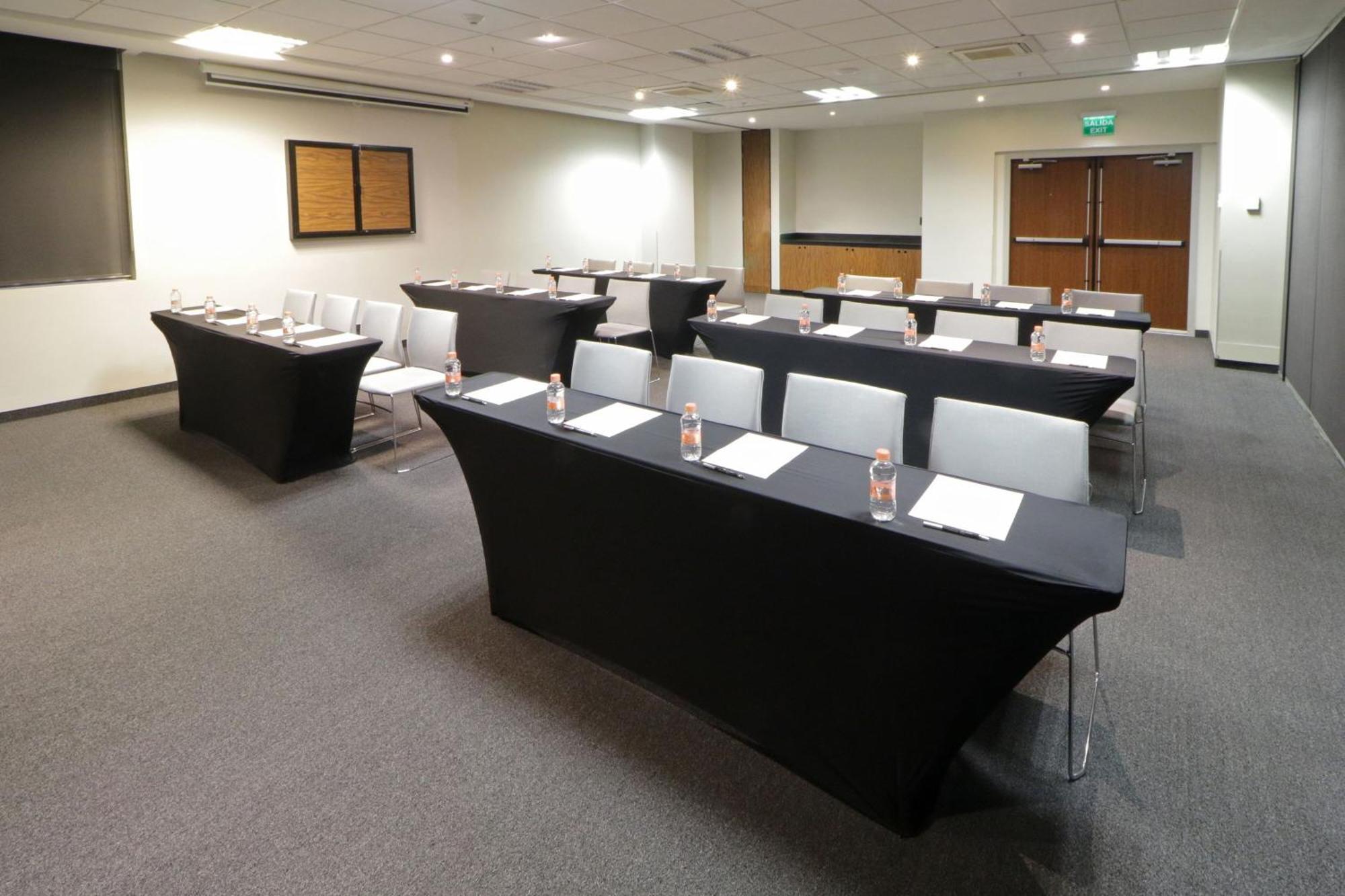City Express Plus By Marriott Monterrey Nuevo Sur Exterior photo